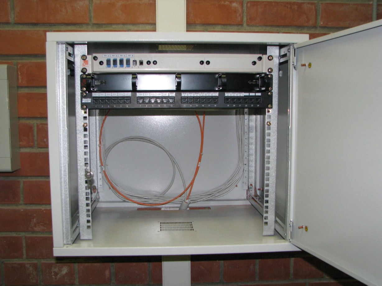 чистка компьютера, ремонт ПК, монтаж локальной сети, IT-услуги, курск